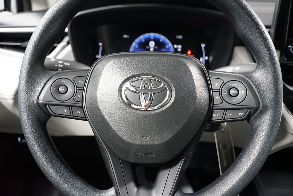 Thumbnail: 2026 Toyota Corolla Cross - 12