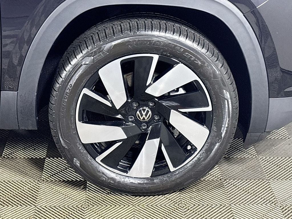 2026 Volkswagen Atlas Cross Sport 2.0T SEL