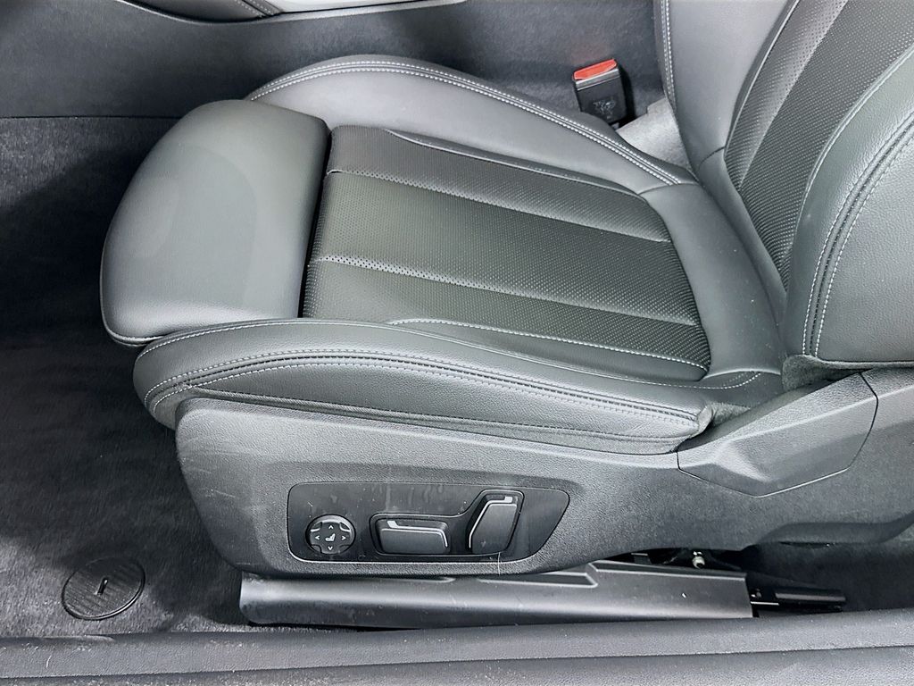 Thumbnail: 2025 BMW 4 Series - 20