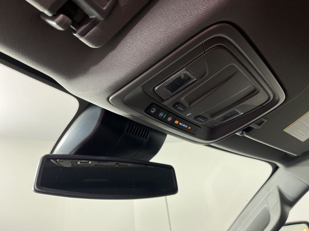 Thumbnail: 2026 Chevrolet Silverado 2500 - 31