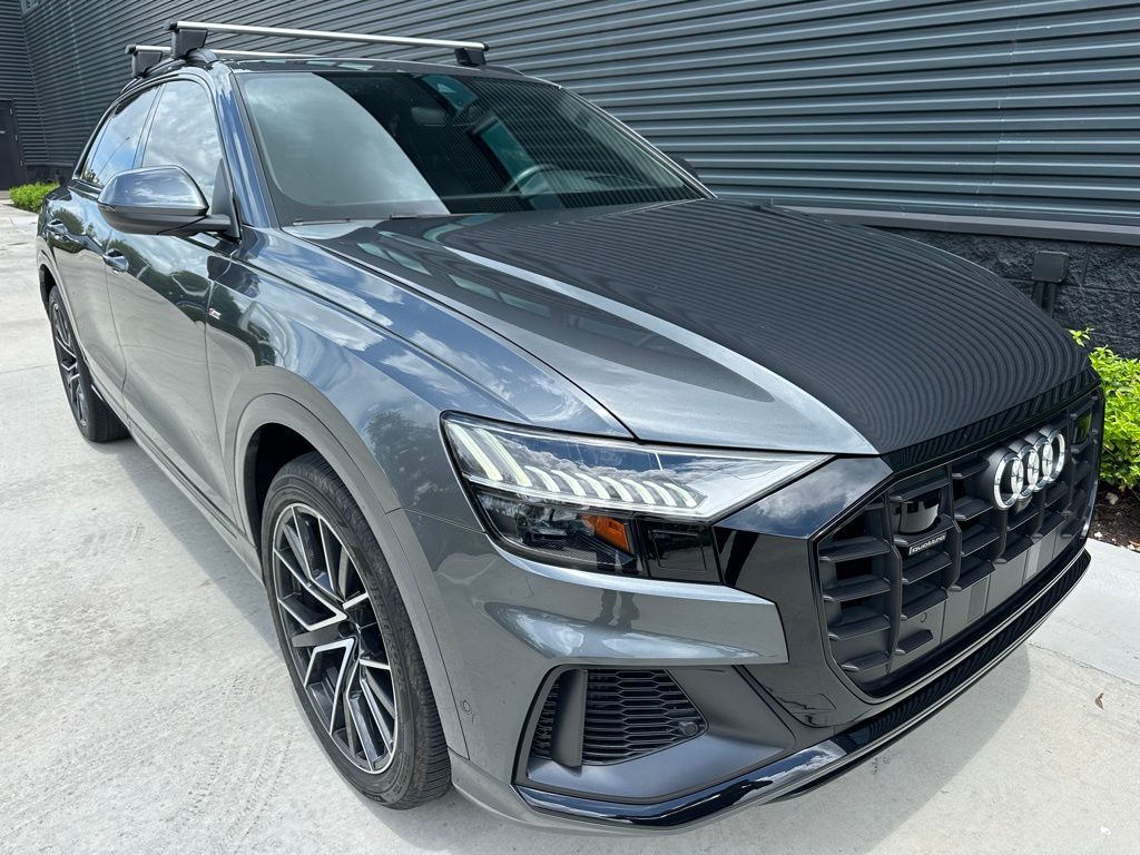 Thumbnail: 2019 Audi Q8 - 10