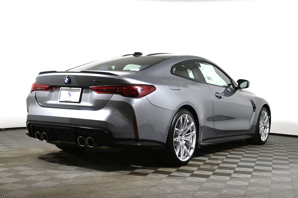 Thumbnail: 2025 BMW M4 - 7