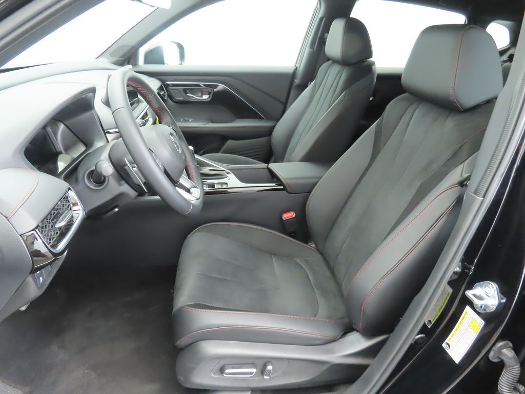 Thumbnail: 2025 Acura ADX - 19