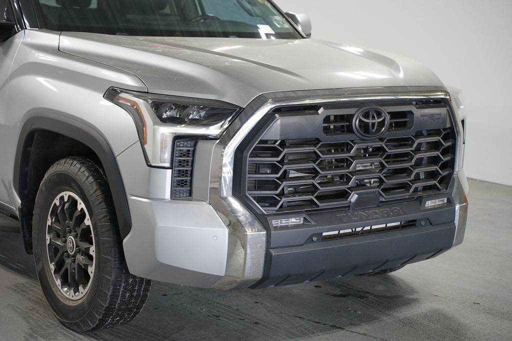 Thumbnail: 2022 Toyota Tundra - 4