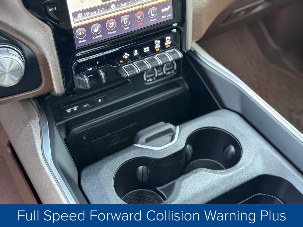 2019 Ram 1500 Laramie Crew Cab 4x4 5'7" Box