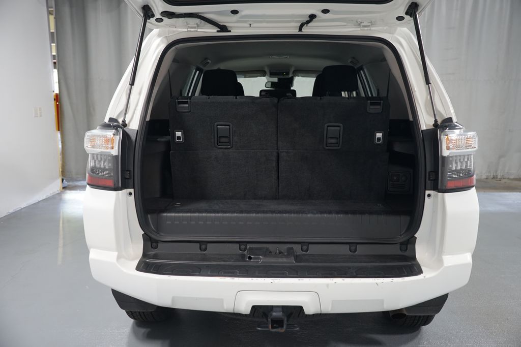 Thumbnail: 2024 Toyota 4Runner - 28