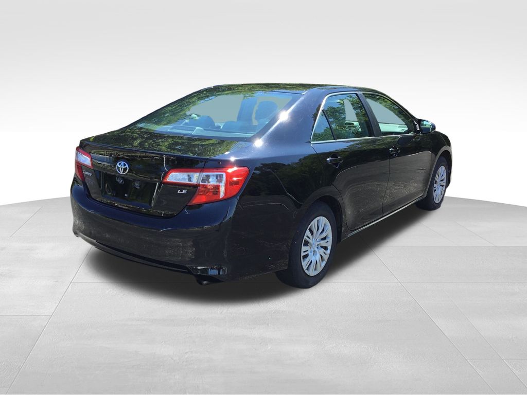Thumbnail: 2014 Toyota Camry - 5