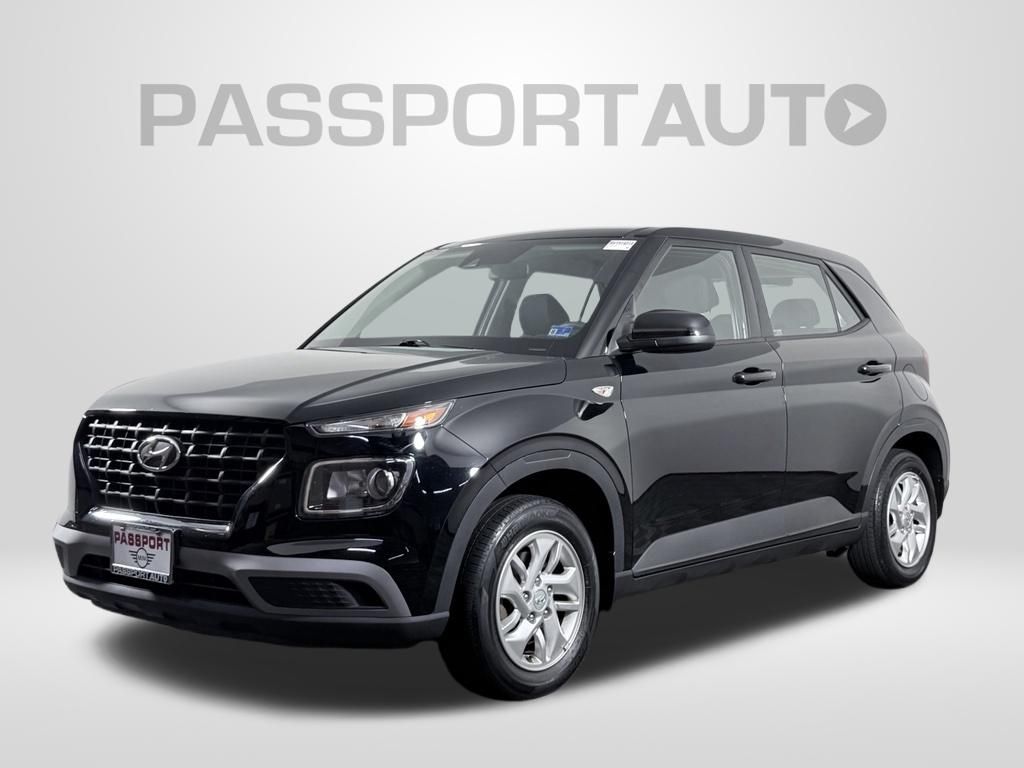 Black Noir Pearl 2022 Hyundai Venue SUV / Crossover Front-Wheel Drive Automatic