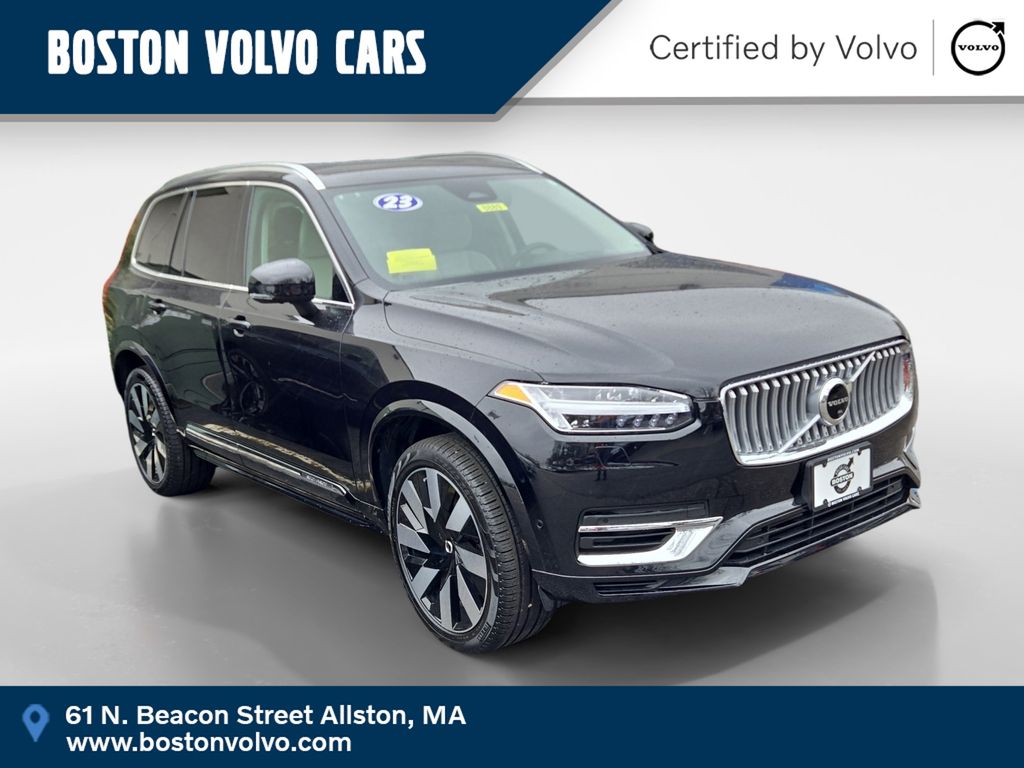 Onyx Black Metallic 2023 Volvo XC90 Recharge T8 Ultimate Bright Theme 6-Passenger eAWD SUV / Crossover All-Wheel Drive Automatic