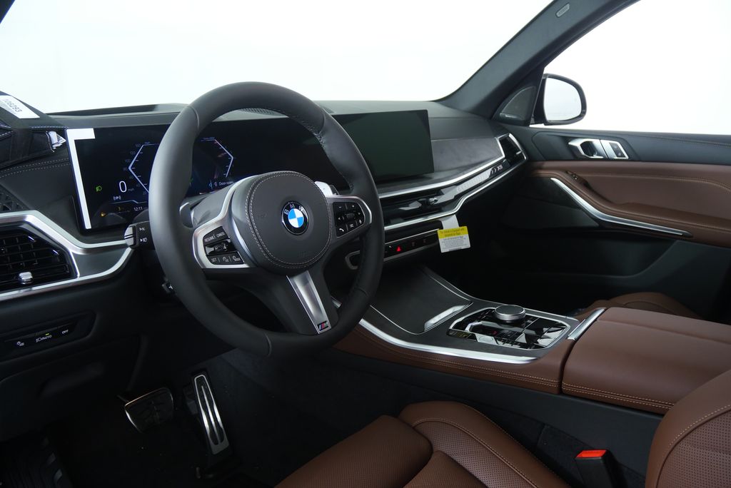 Thumbnail: 2026 BMW X5 - 13