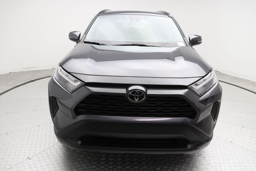 2023 Toyota RAV4 XLE 5