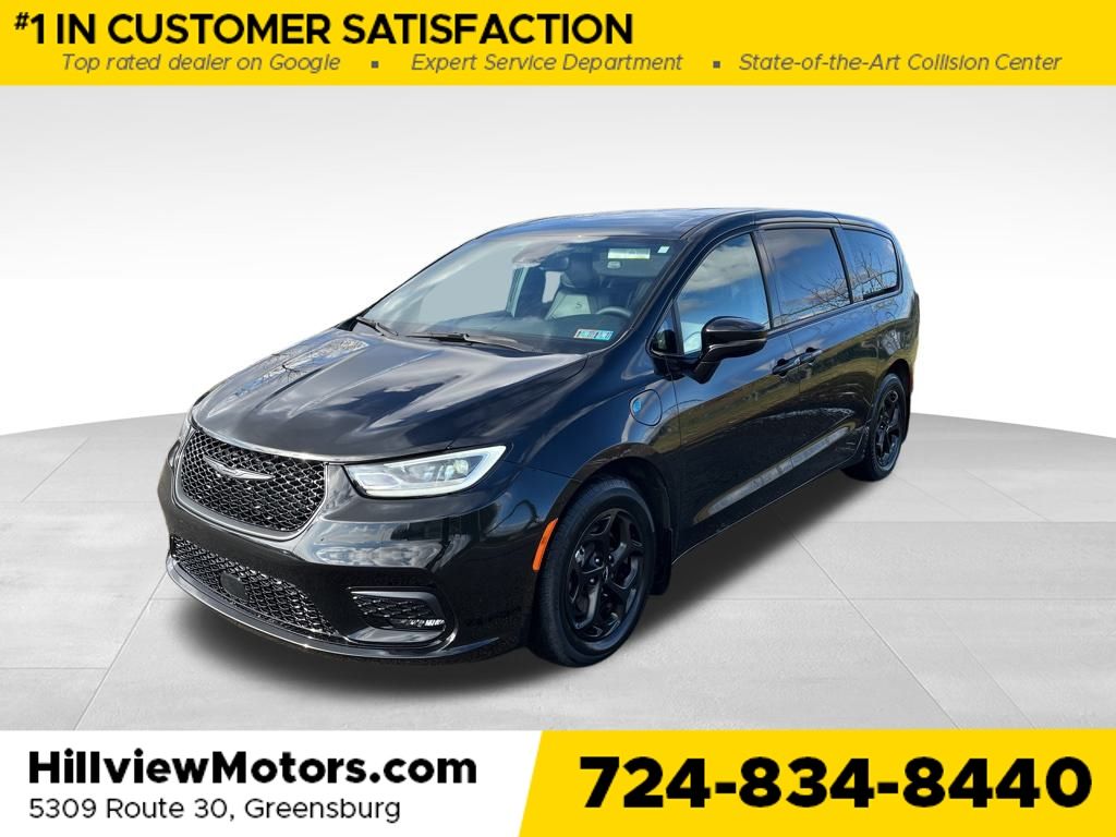 2022 Chrysler Pacifica Hybrid Touring L FWD