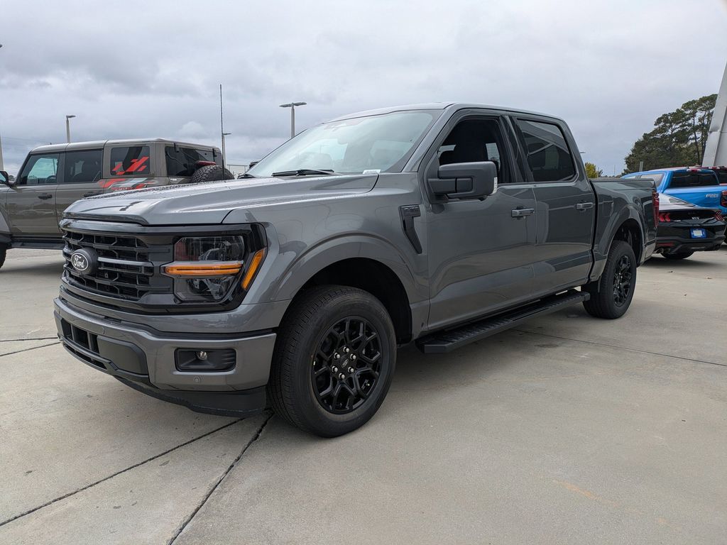 2025 Ford F-150 XLT