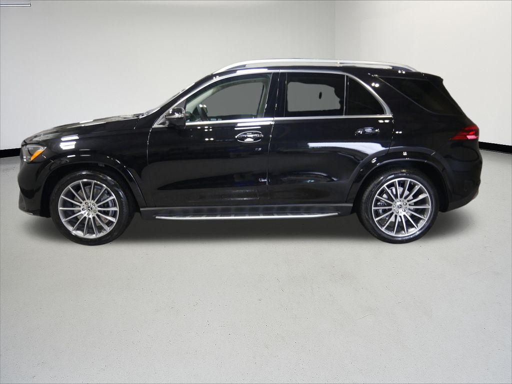 Thumbnail: 2026 Mercedes-Benz GLE - 2