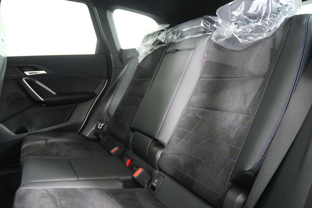 Thumbnail: 2026 BMW X1 - 15