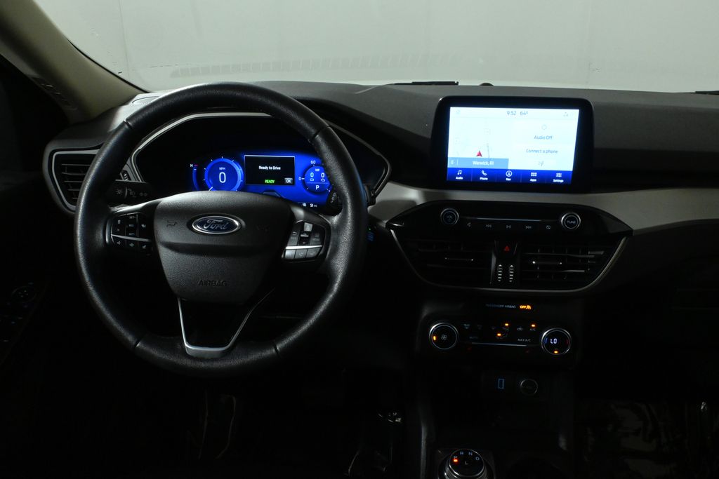 2020 Ford Escape SE Sport Hybrid 19