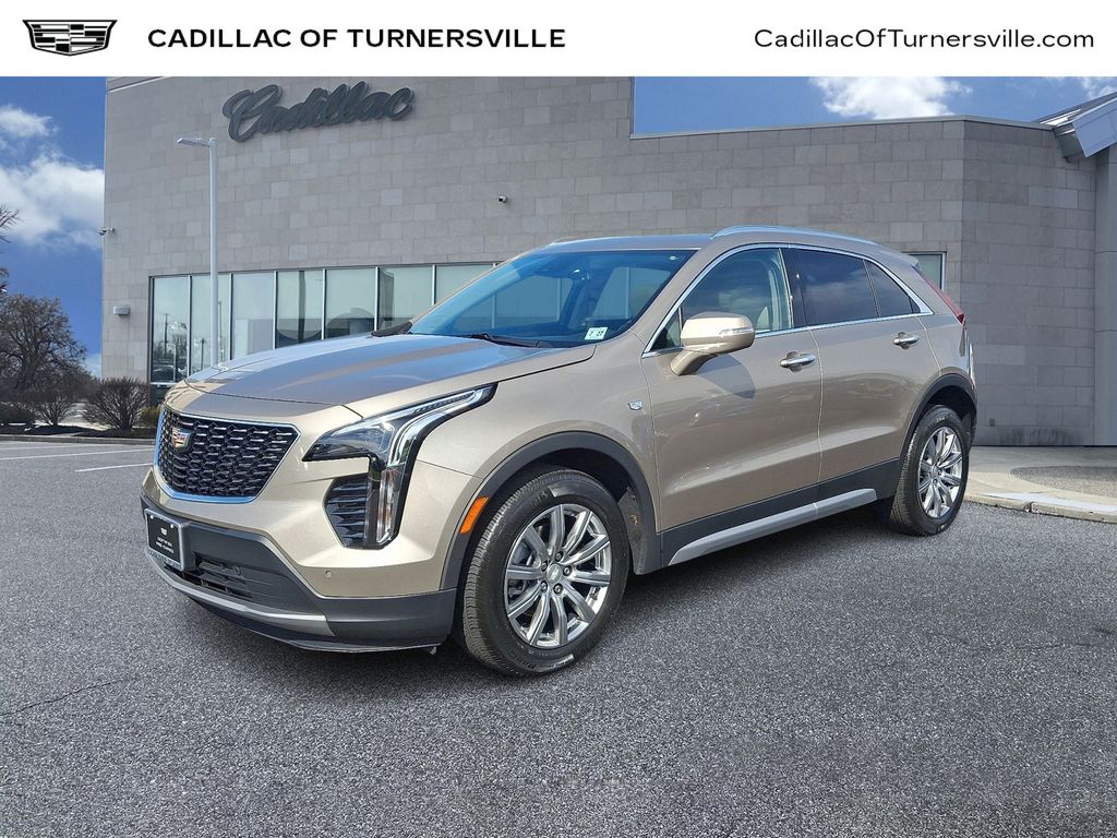 Thumbnail: 2023 Cadillac XT4 - 1