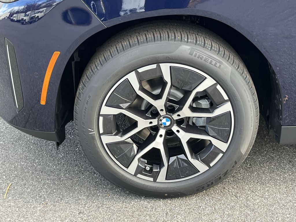 Thumbnail: 2026 BMW X3 - 10