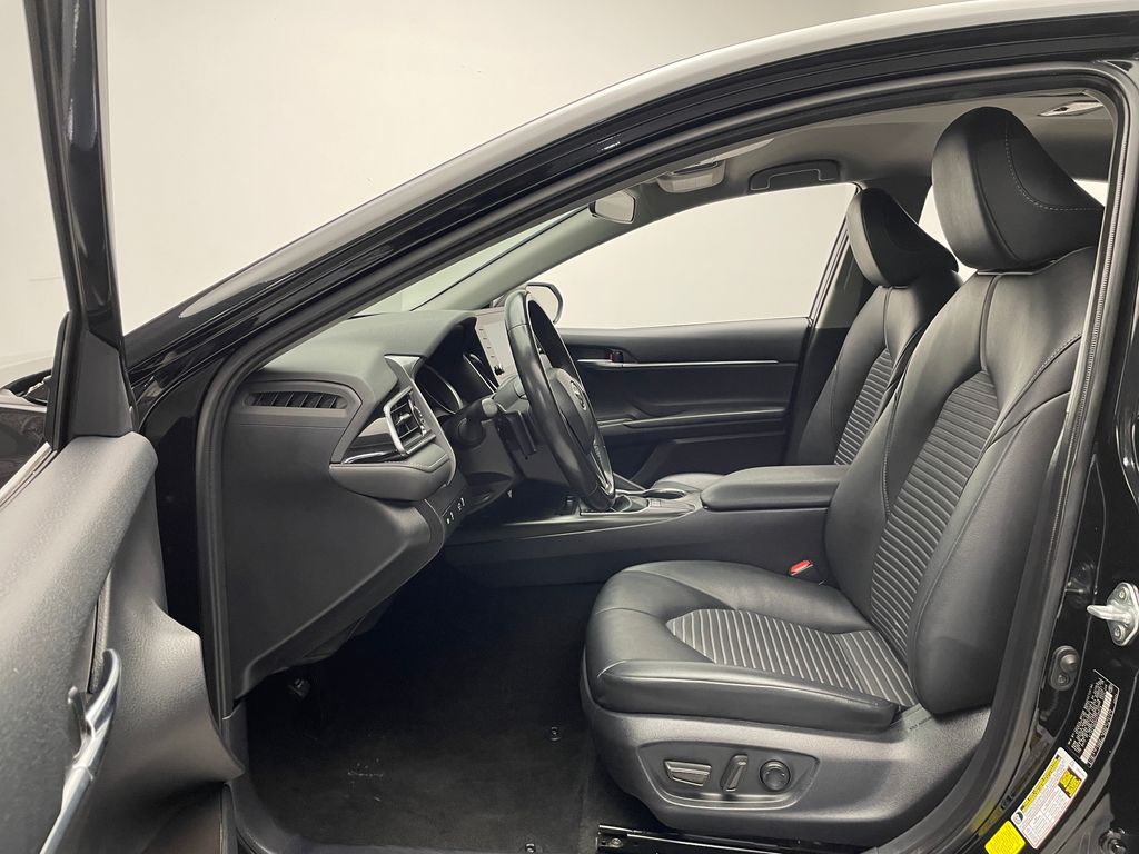 Thumbnail: 2023 Toyota Camry - 12