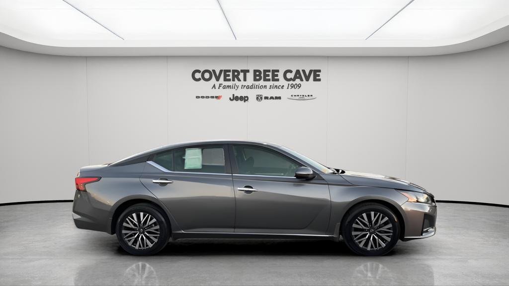 Used Car 2023 Nissan Altima  2.5 Sv For Sale Under $25,000 In Austin, Texas