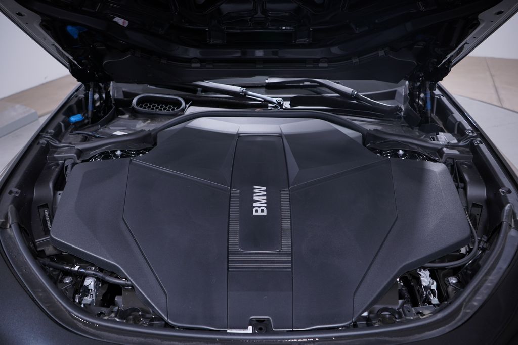 Thumbnail: 2026 BMW i7 - 20