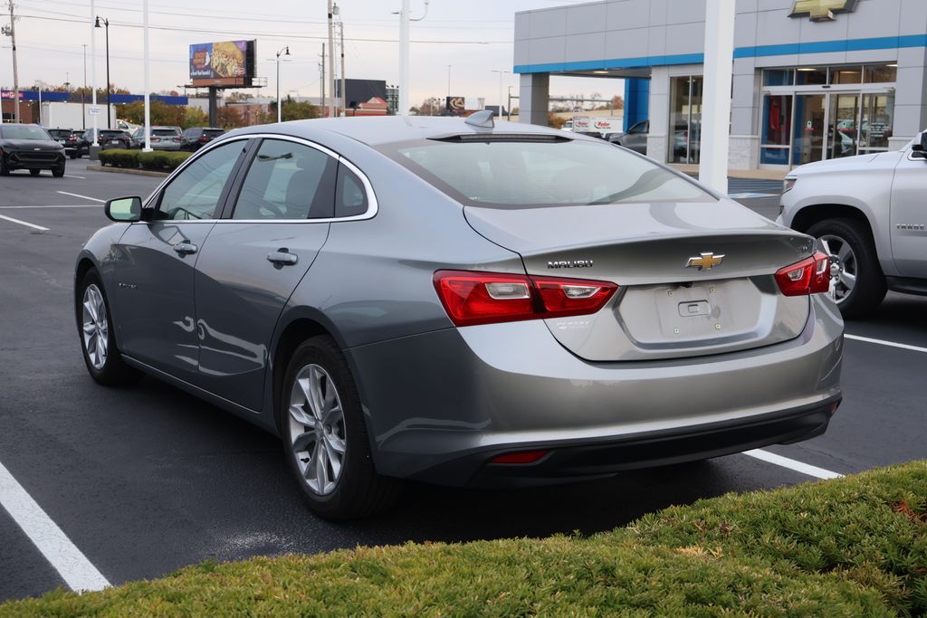 Thumbnail: 2023 Chevrolet Malibu - 10
