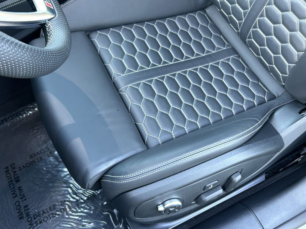 Thumbnail: 2024 Audi RS 5 - 15