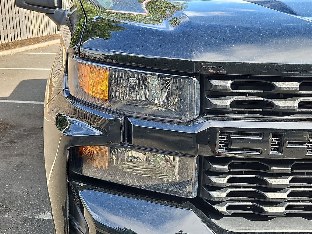 Thumbnail: 2021 Chevrolet Silverado 1500 - 10