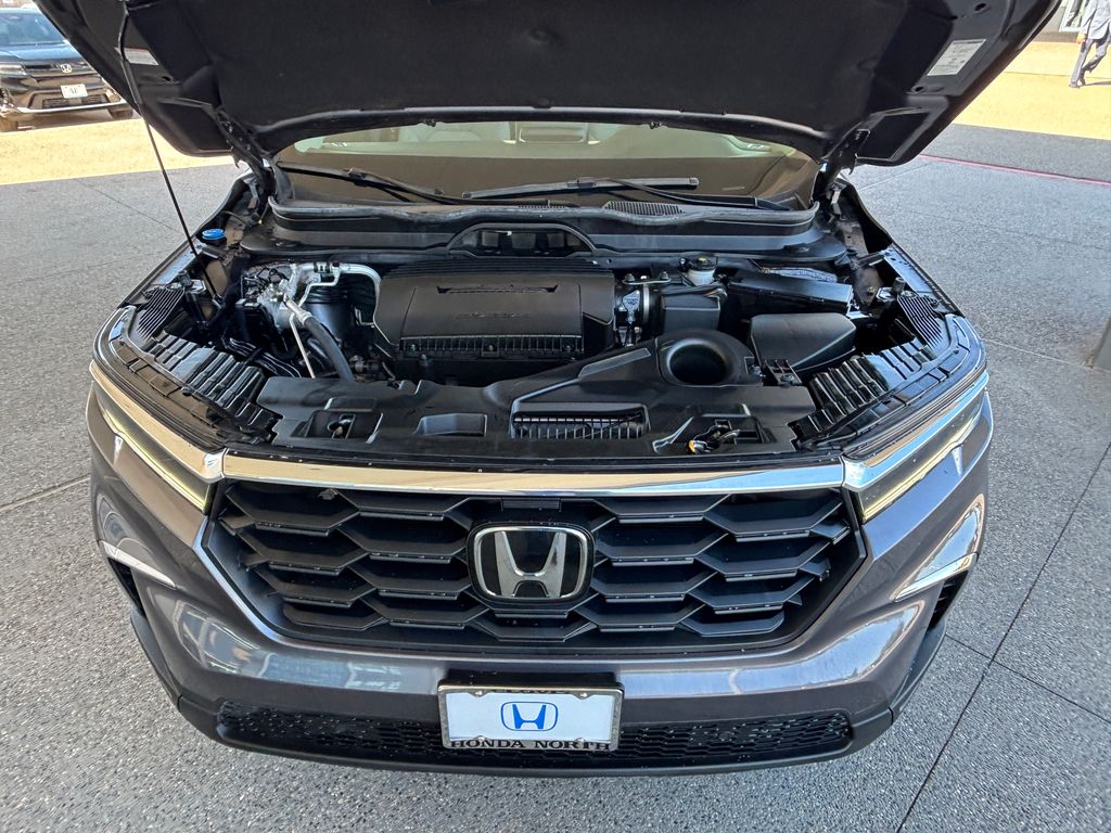 Thumbnail: 2024 Honda Pilot - 30