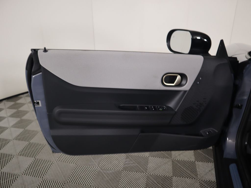 Thumbnail: 2025 MINI Cooper Convertible - 31