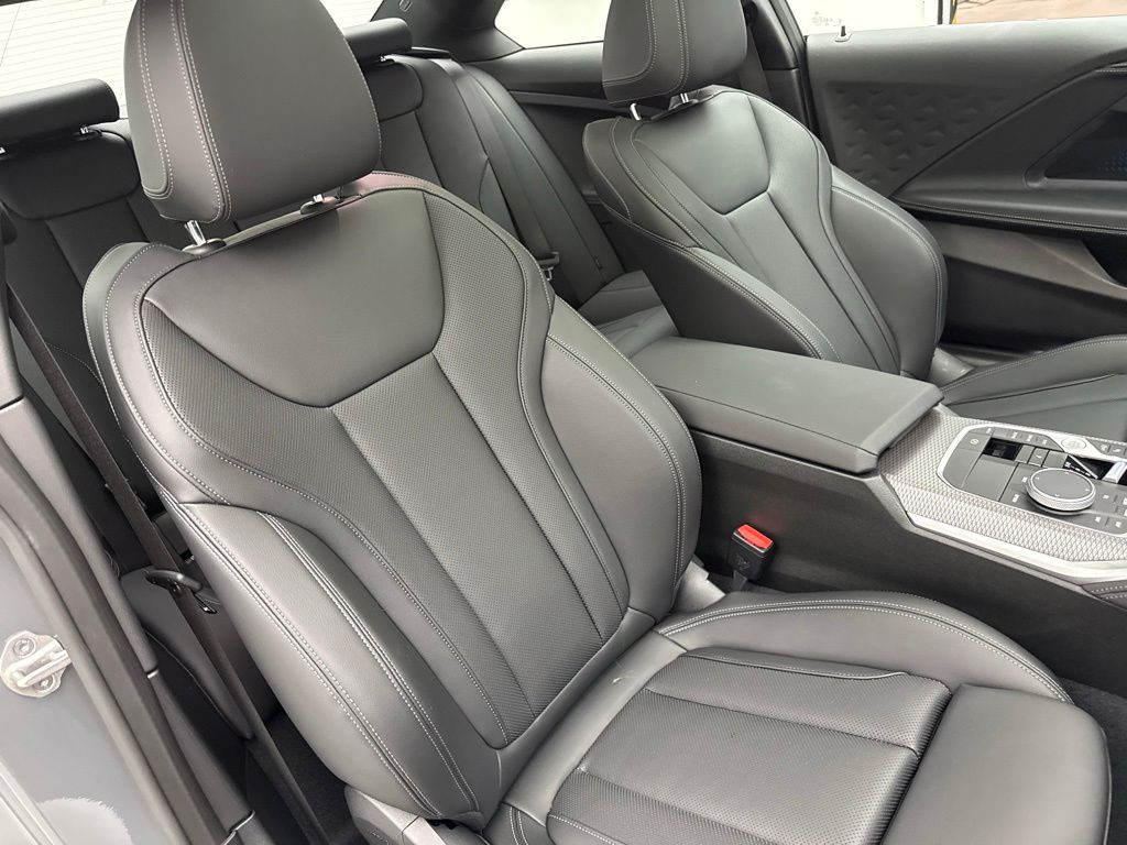 Thumbnail: 2025 BMW 2 Series - 27