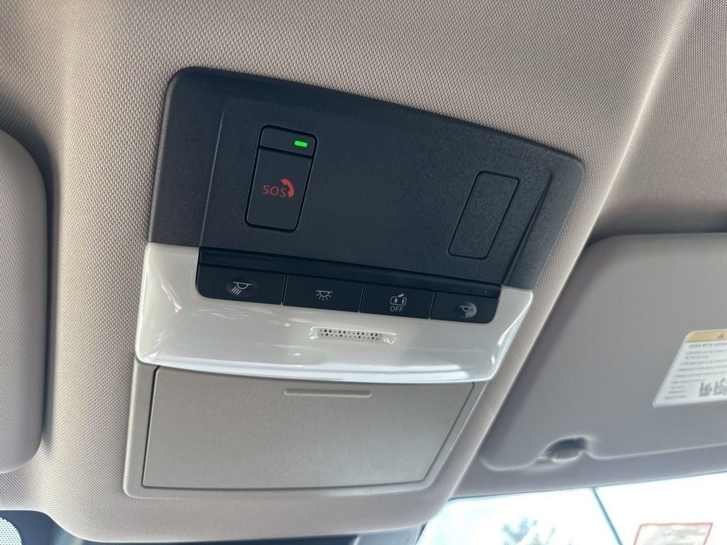 2025 Everest White Pearl Nissan Rogue Rock Creek AWD SUV