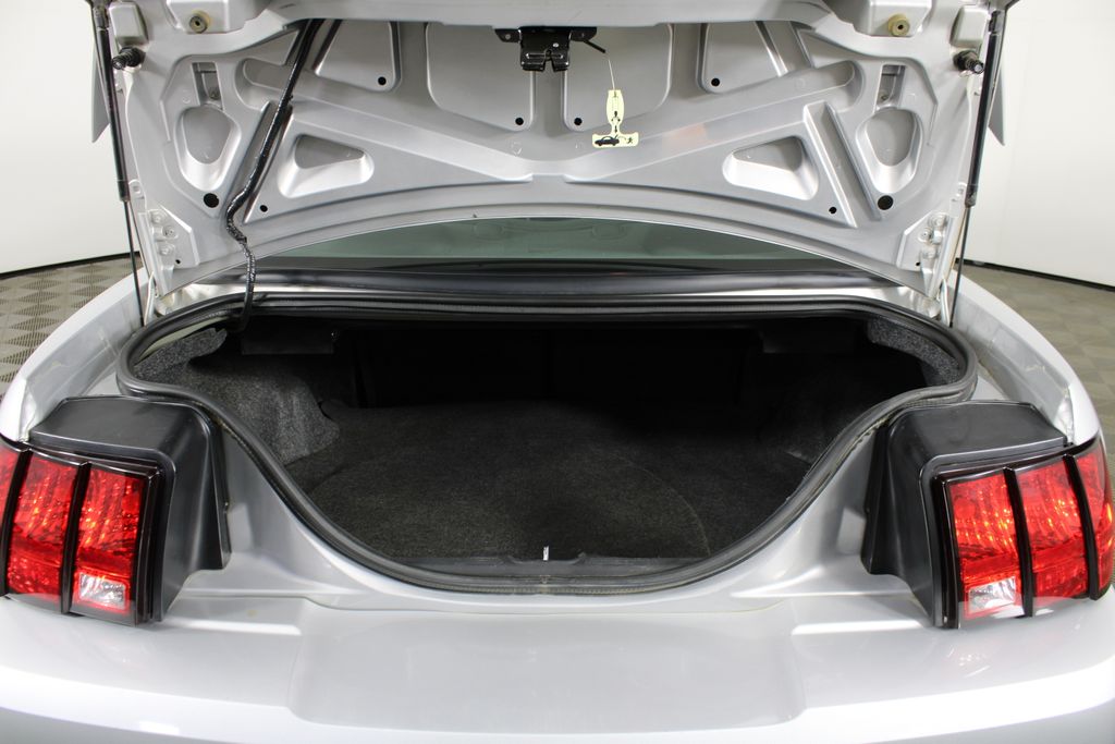 Used 2003 Ford Mustang for sale in 