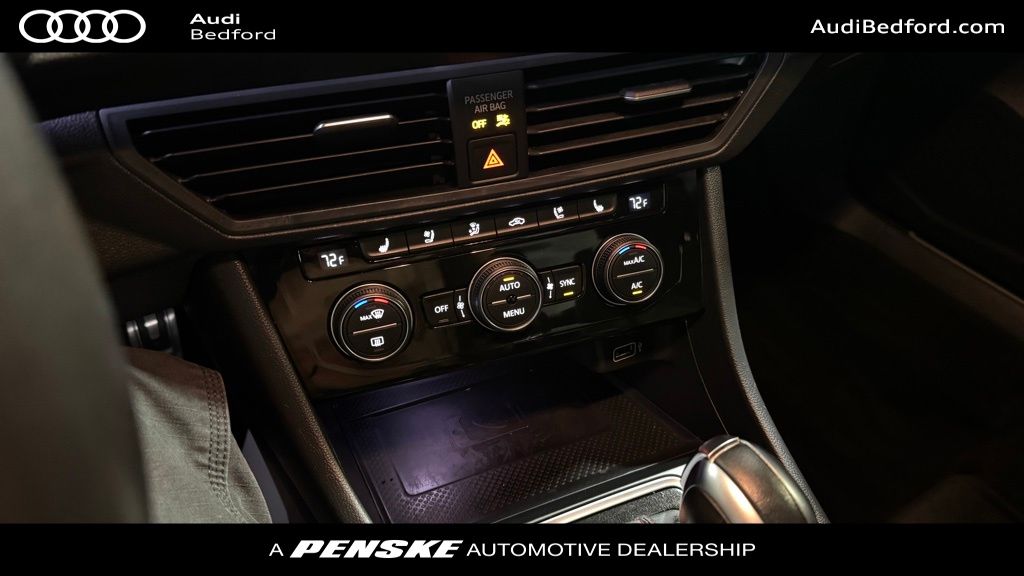 Thumbnail: 2020 Volkswagen Jetta - 16