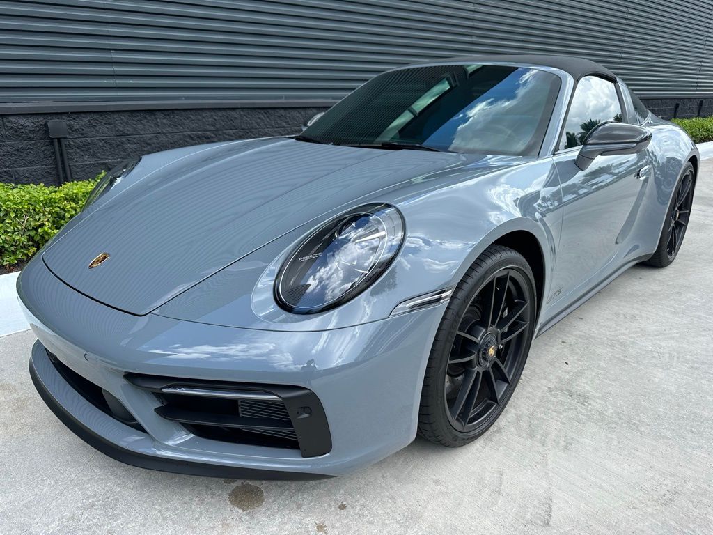 Thumbnail: 2024 Porsche 911 - 7