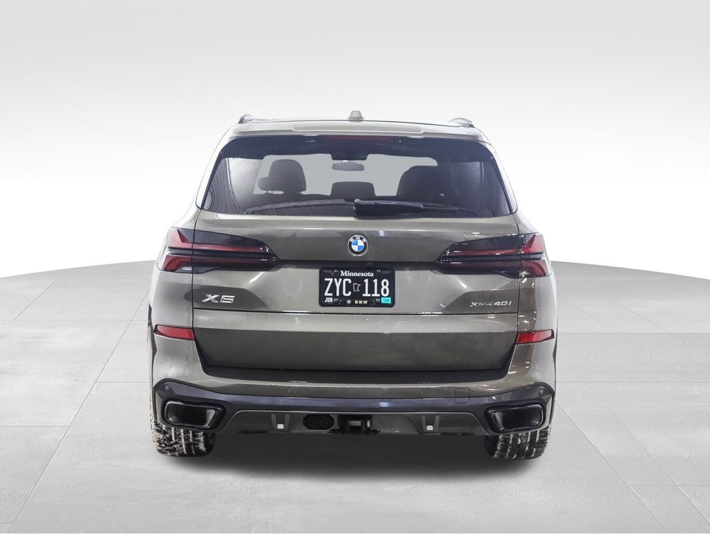 Thumbnail: 2024 BMW X5 - 4