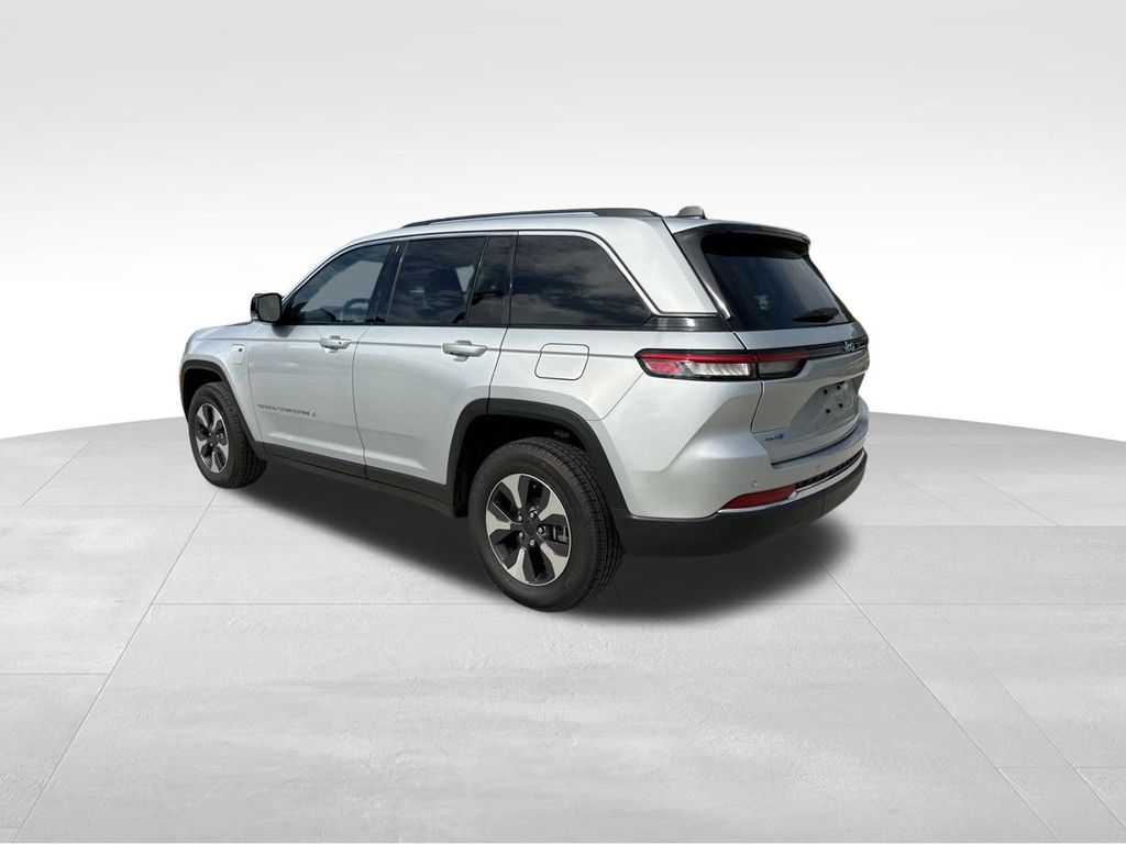 2022 Jeep Grand Cherokee Base 4xe 6