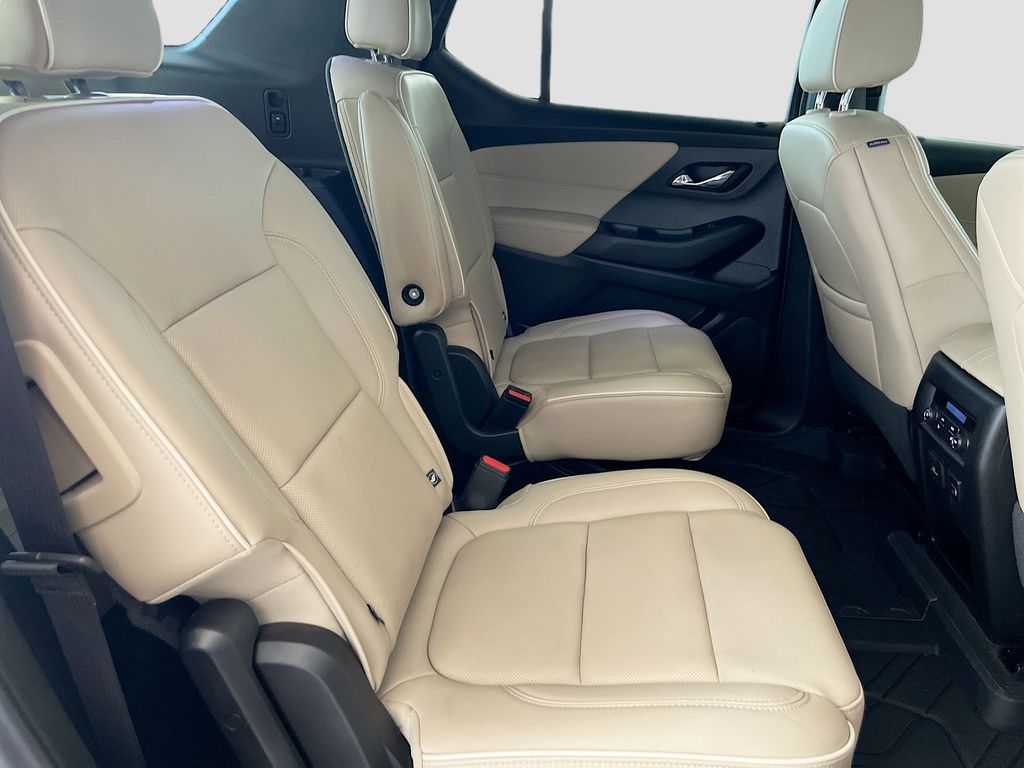 Used 2023 Black Chevrolet Premier image 31