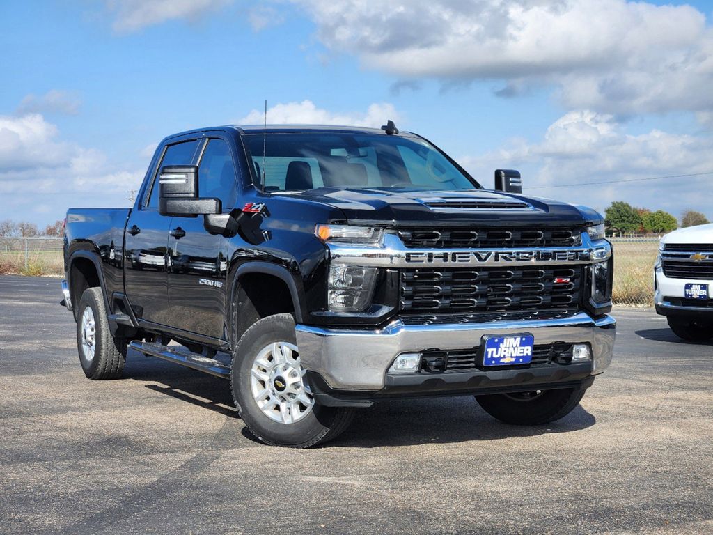 2022 Chevrolet Silverado 2500HD LT 1