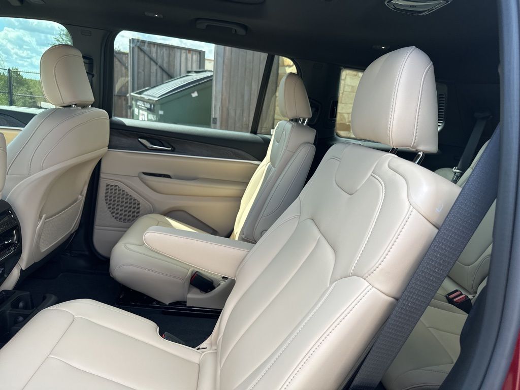 New Car 2025 Jeep Grand Cherokee L  Limited For Sale Under $50,000 In Austin, Texas