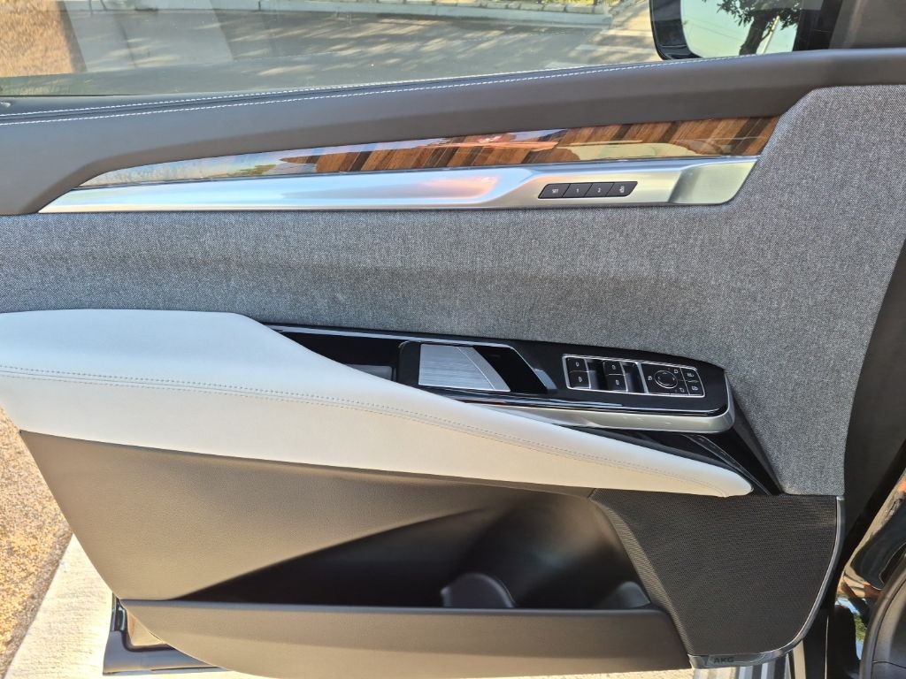 Used Car 2025 Cadillac Escalade Esv  Sport Platinum For Sale Under $120,000 In Austin, Texas