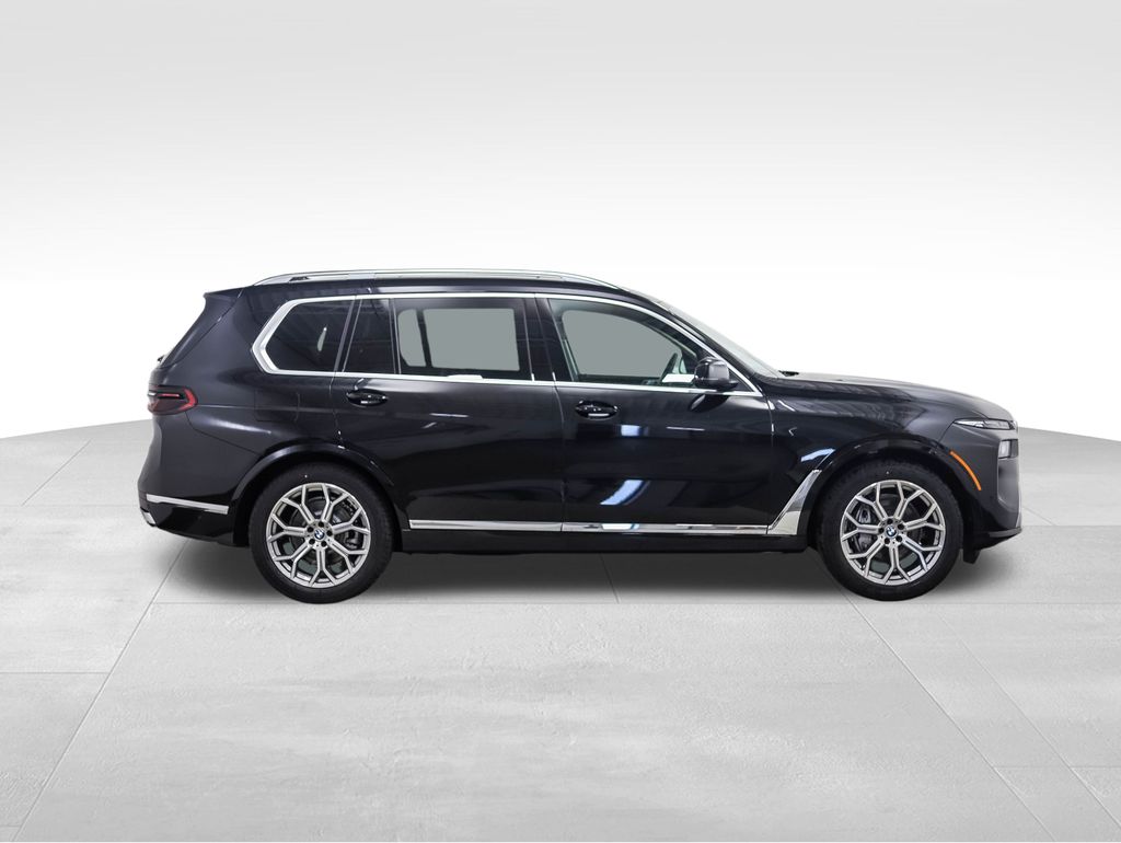 2025 BMW X7 xDrive40i 5