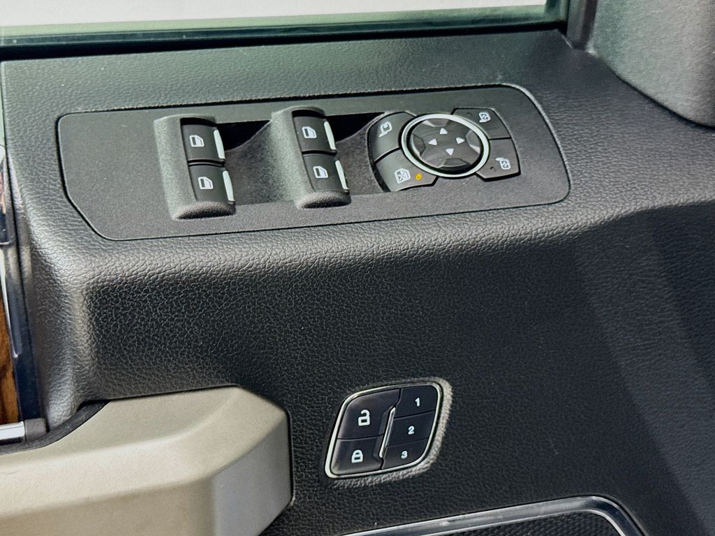 Used Car 2018 Ford F-150  Lariat For Sale Under $30,000 In Austin, Texas