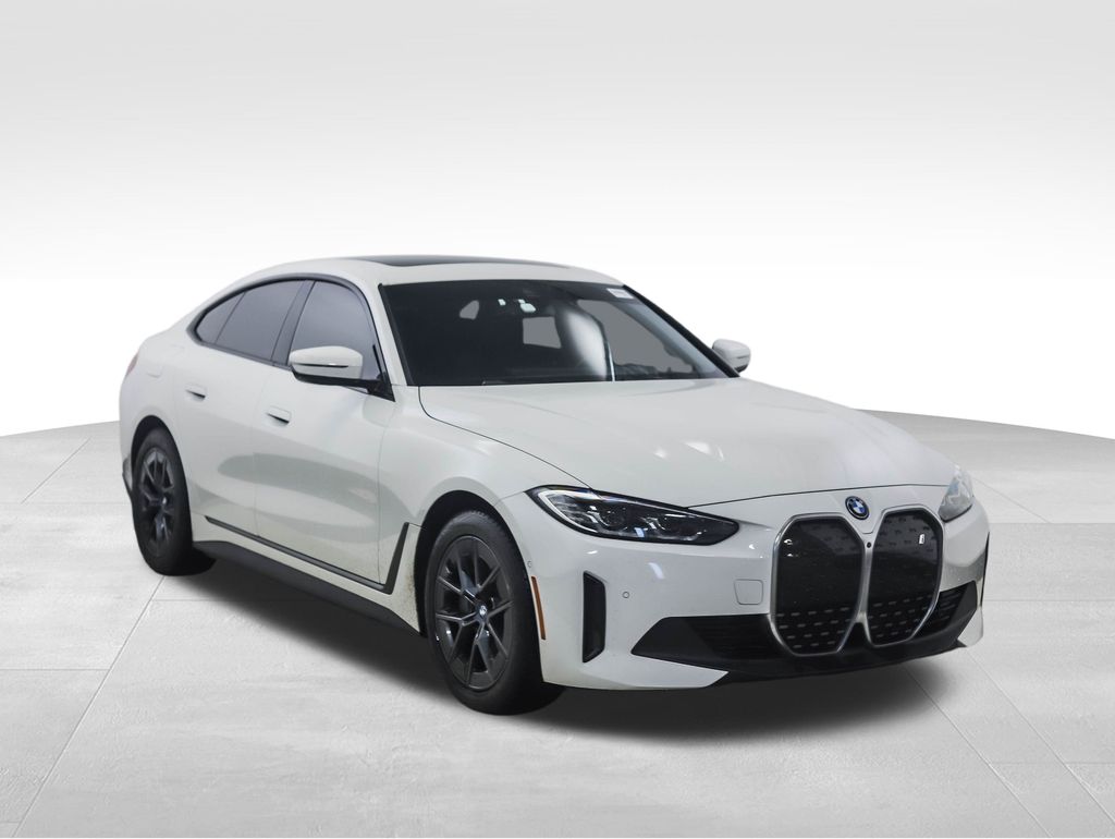 Thumbnail: 2023 BMW i4 - 7