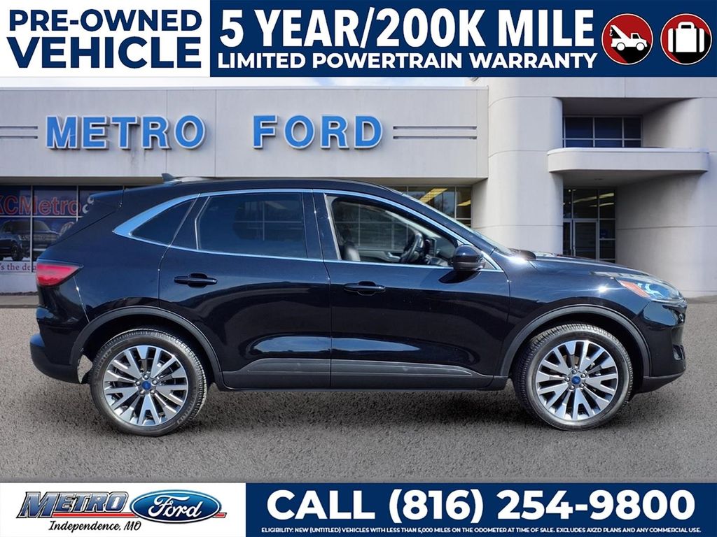 Certified 2022 Ford Escape Titanium with VIN 1FMCU9J91NUA93433 for sale in Kansas City