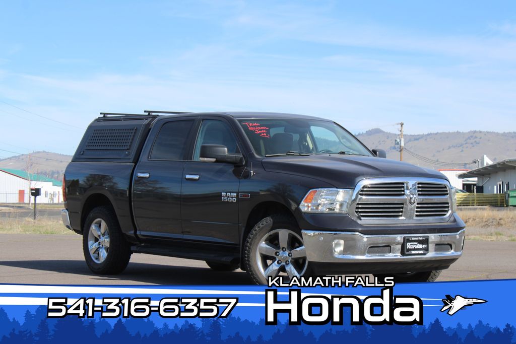 2017 RAM 1500 Big Horn Crew Cab 4WD