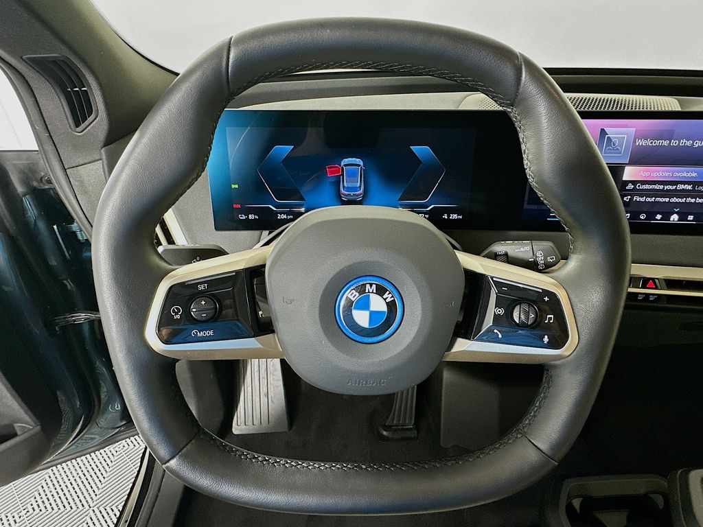Thumbnail: 2024 BMW iX - 11
