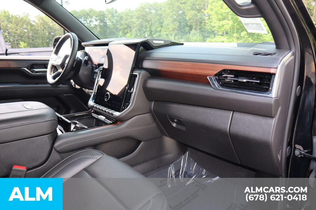 Used 2025 Black GMC Denali image 29