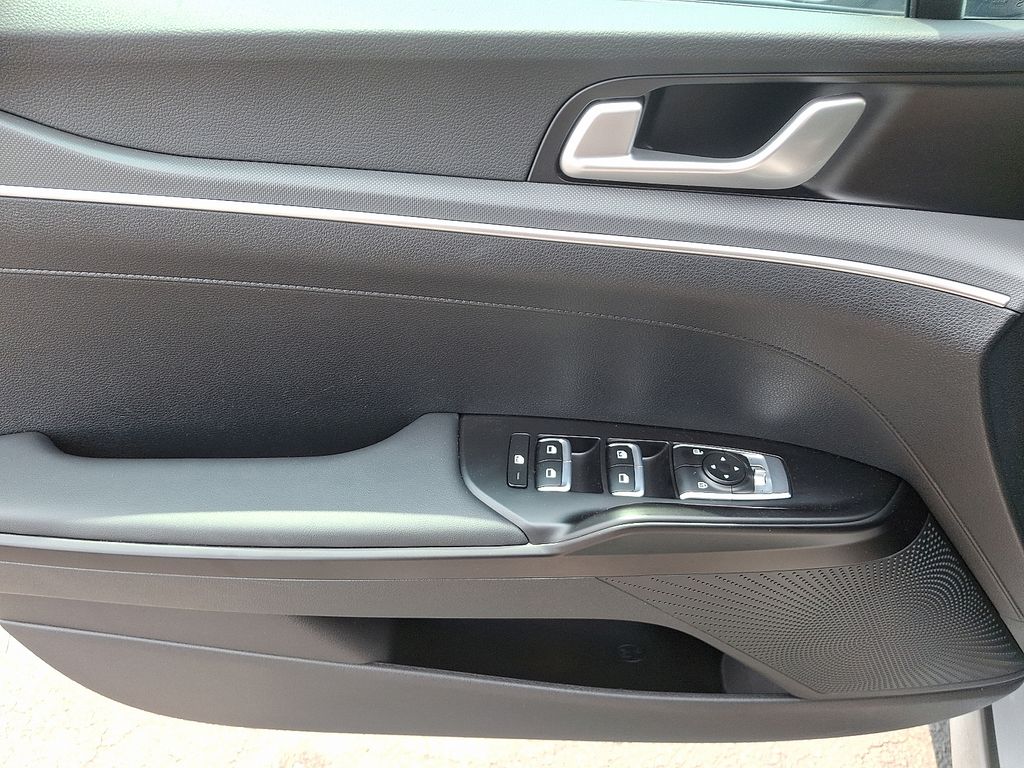 2024 Kia K5 GT-Line 13
