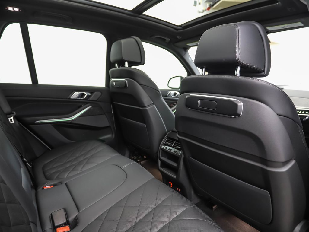 Thumbnail: 2024 BMW X5 - 24